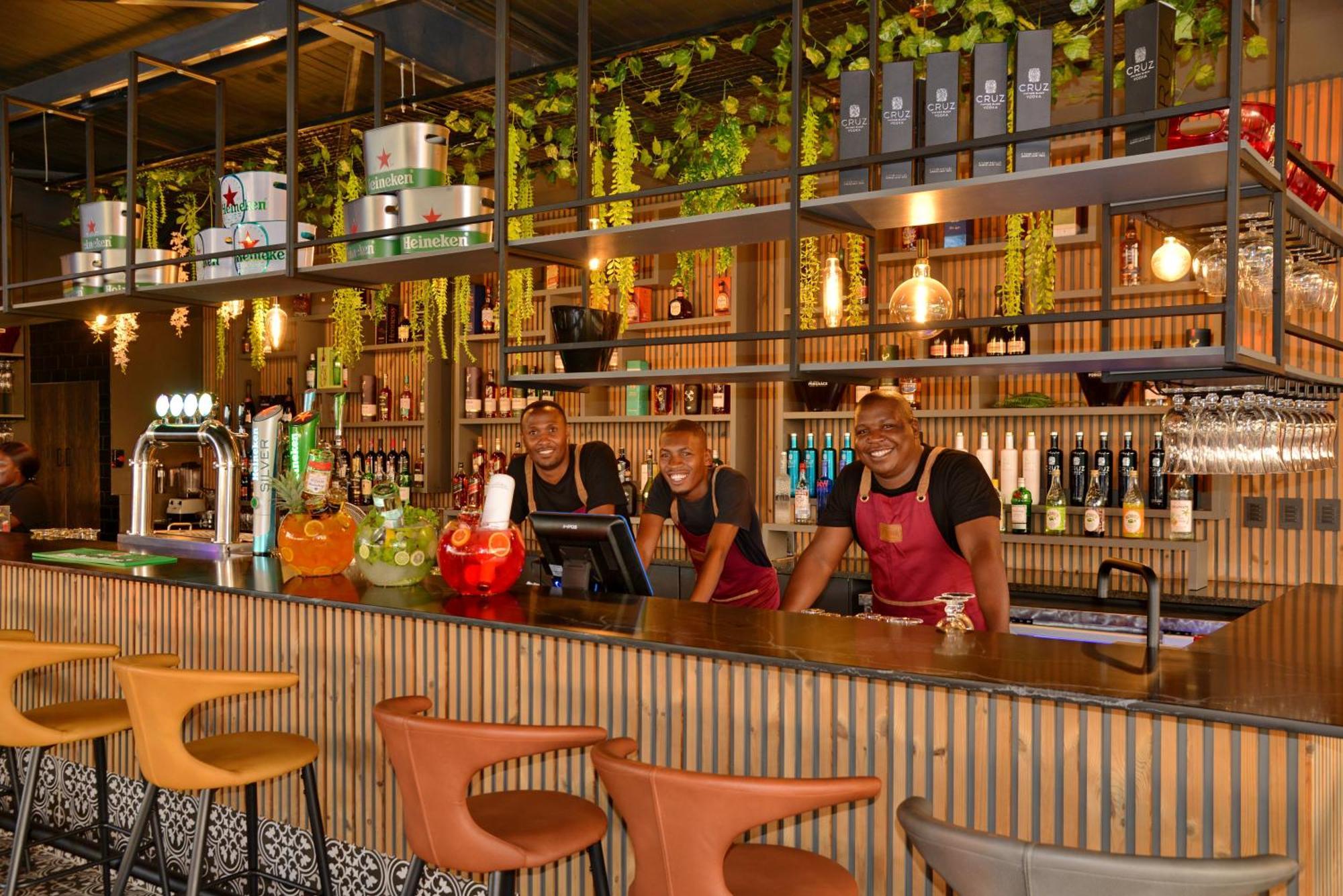 Seasons Golf, Leisure, Spa Hartbeespoort Bagian luar foto