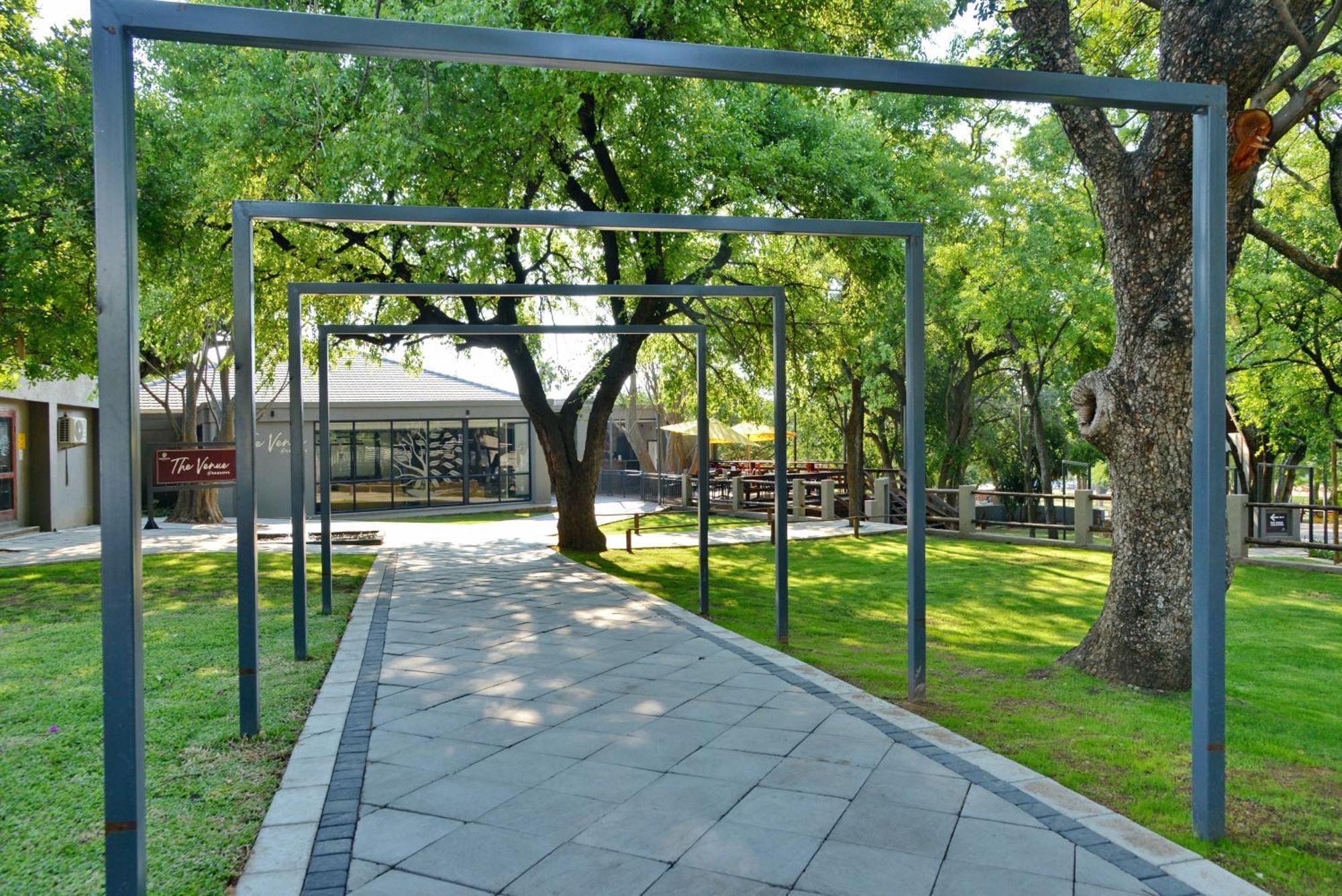 Seasons Golf, Leisure, Spa Hartbeespoort Bagian luar foto