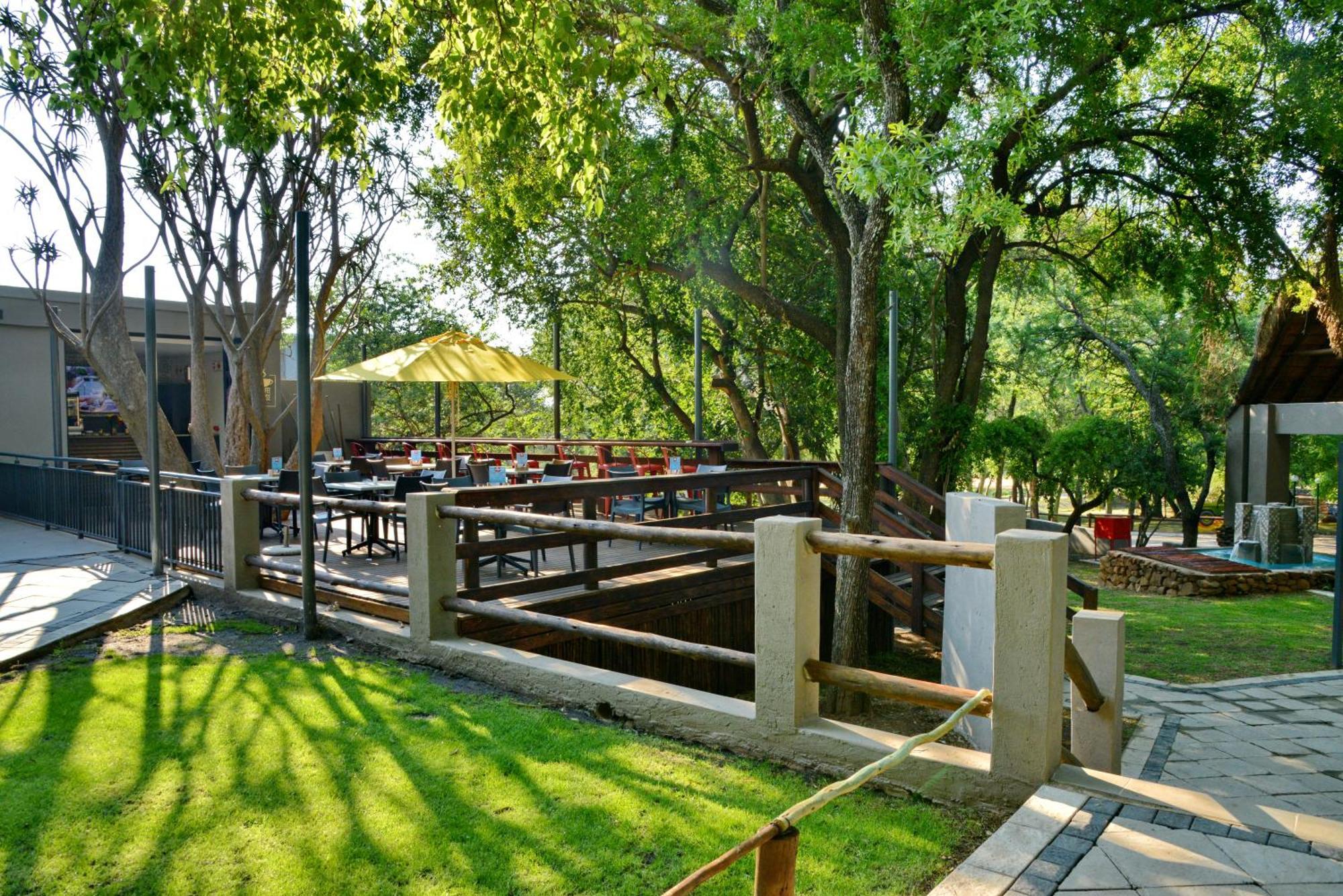 Seasons Golf, Leisure, Spa Hartbeespoort Bagian luar foto