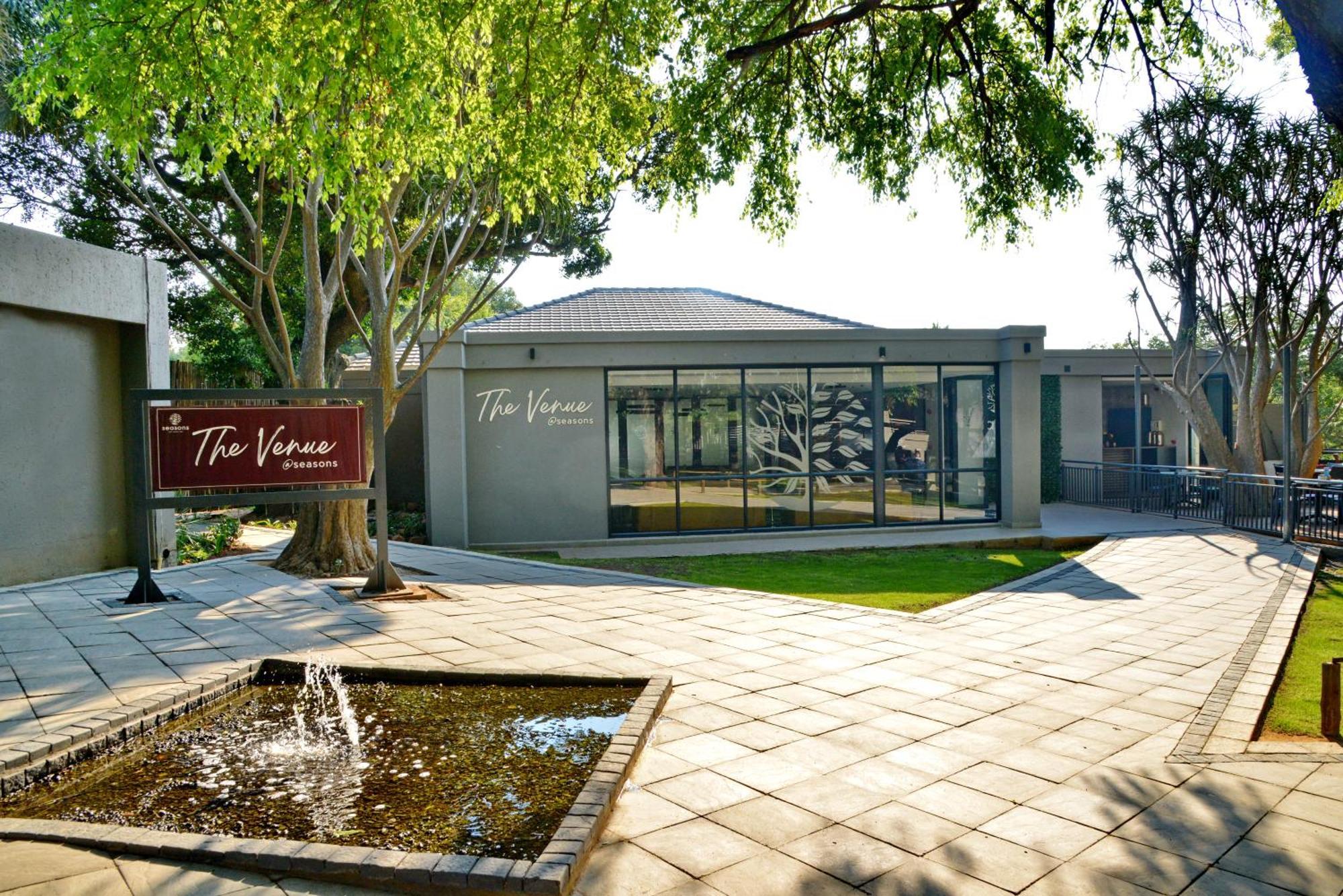 Seasons Golf, Leisure, Spa Hartbeespoort Bagian luar foto